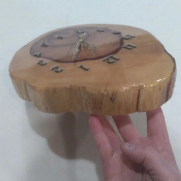 NEW Handmade Clock Made From Utah Juniper Rounds - Picture 3 of 8